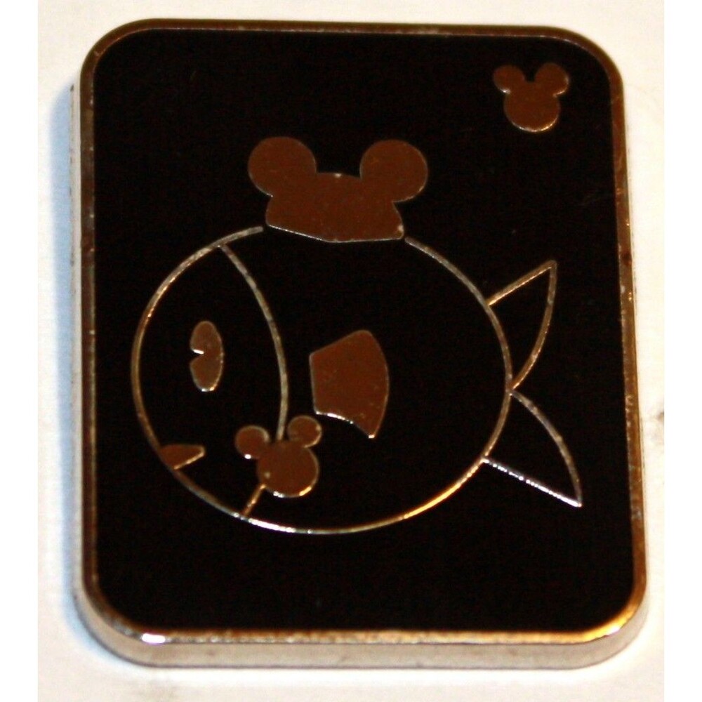 WDW -Hidden Mickey 2008 Series 3 - Fish with Mouse Ears